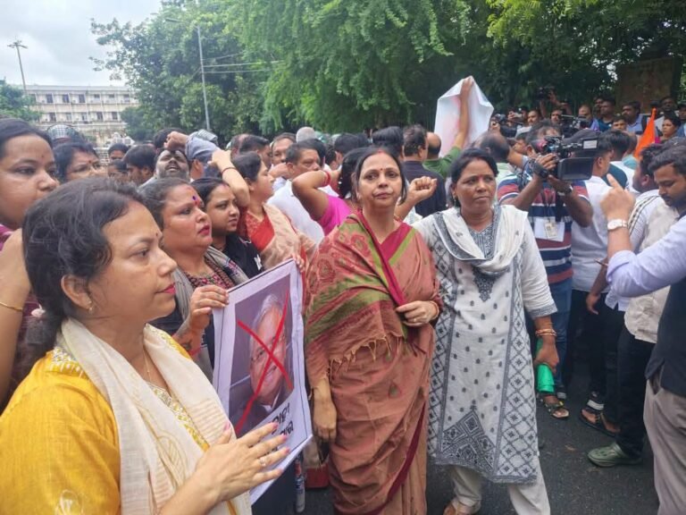 Odisha Congress Takes SIR Dispute to CEO Office in Bhubaneswar