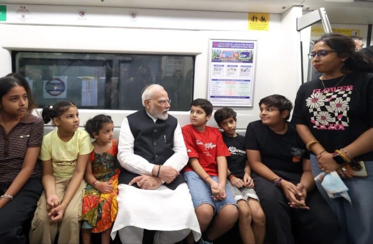 Metro Ride Before SRCC Event Puts Modi’s Public Connect in Focus